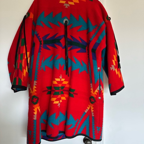 Colorful Geometric Pattern Utility Jacket - Picture 6 of 6